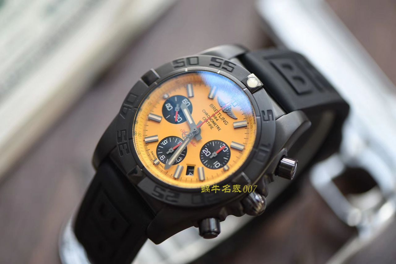   GF厂Breitling大黄蜂  百年灵机械计时系列MB0111C3|I531|262S|M20DSA.2腕表 / BL112