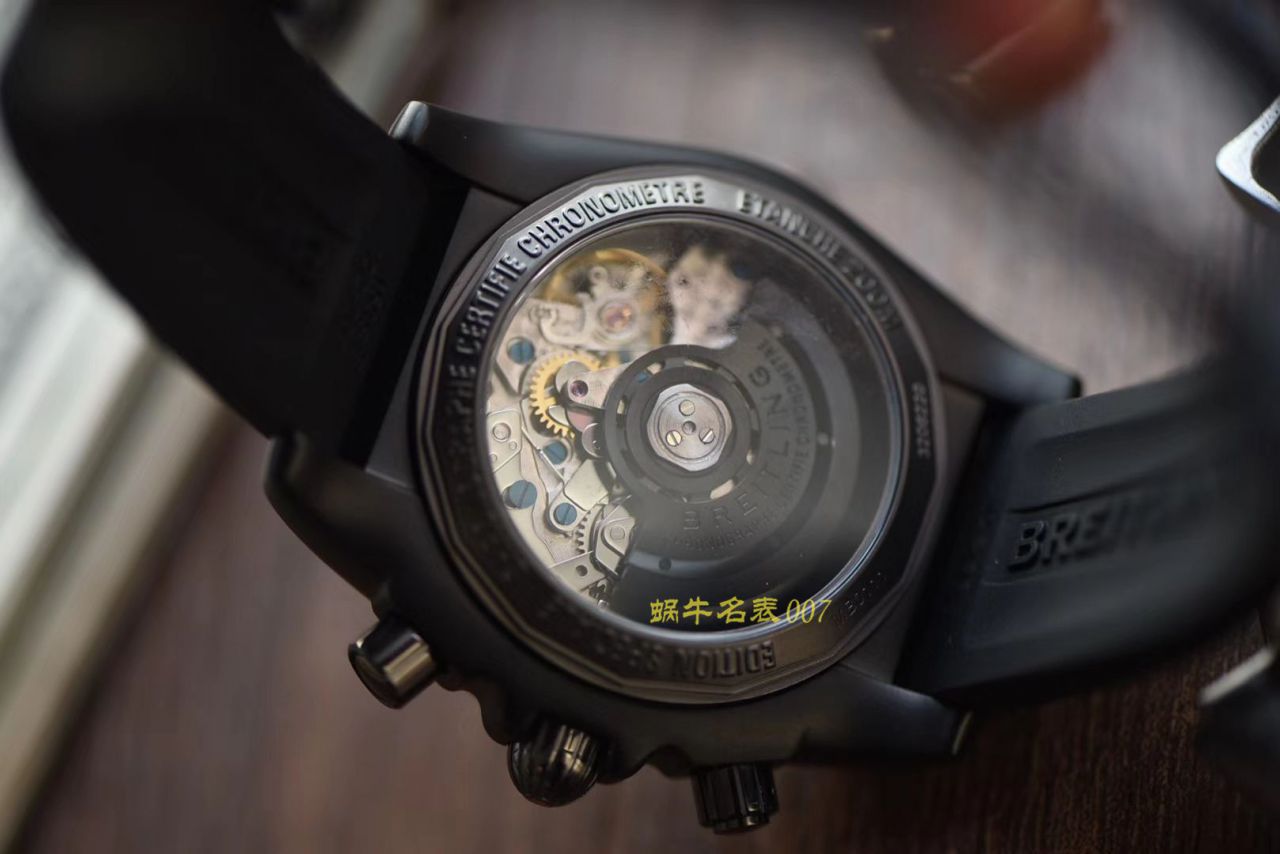   GF厂Breitling大黄蜂  百年灵机械计时系列MB0111C3|I531|262S|M20DSA.2腕表 / BL112