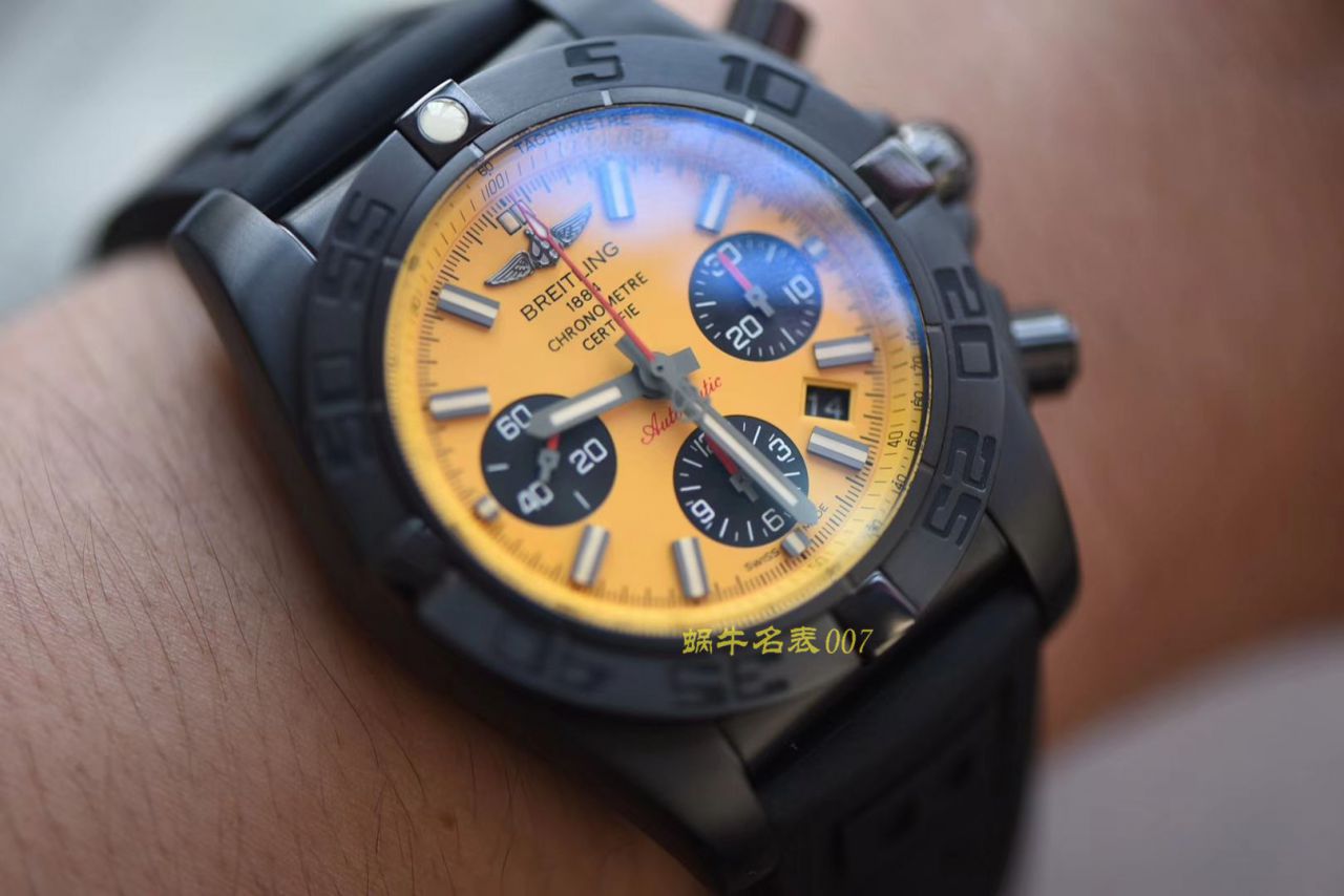   GF厂Breitling大黄蜂  百年灵机械计时系列MB0111C3|I531|262S|M20DSA.2腕表 / BL112