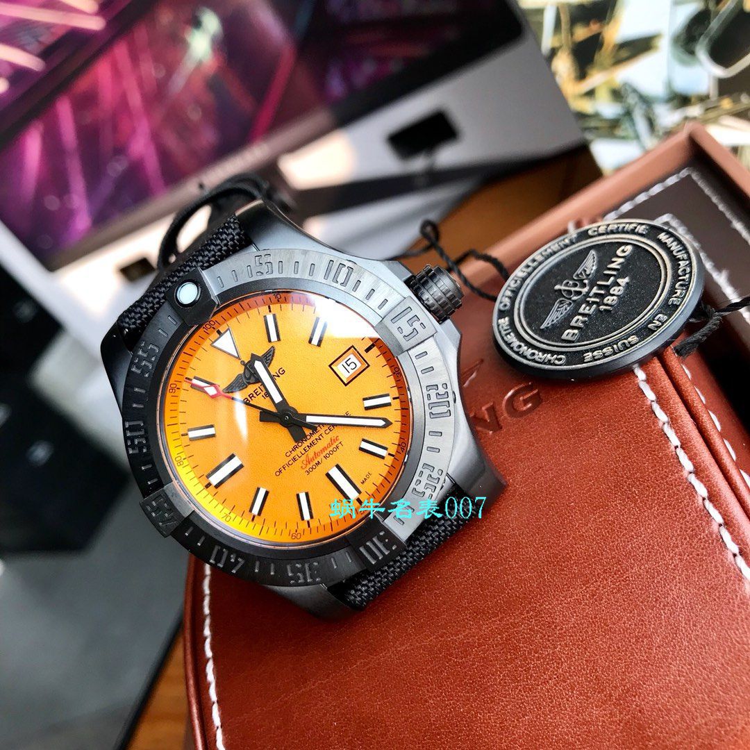   渠道原单Breitling黄狼  百年灵复仇者系列M17331E2|I530|109W|M20BASA.1腕表 / BL113