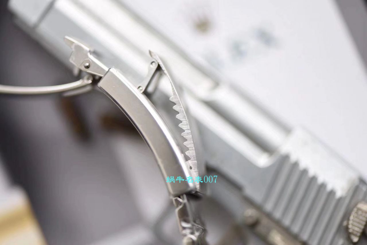   AR厂超级904L精钢渐变蓝鬼王手表  劳力士海使型116660-98210 蓝盘腕表 / R381