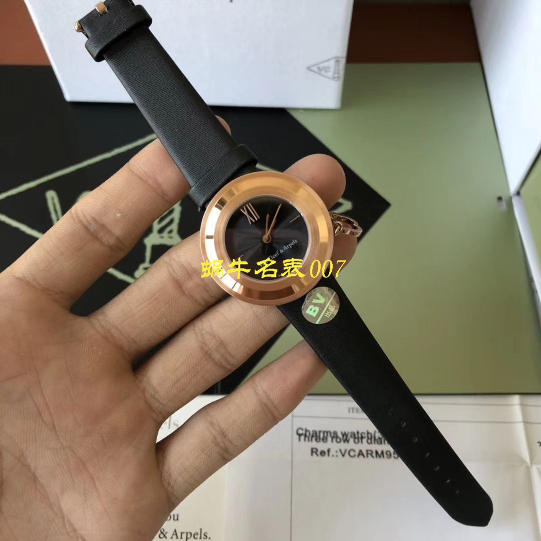   BV厂Van Cleef & Arpels女表  梵克雅宝CHARMS系列VCARO4HT00腕表 / VCA08