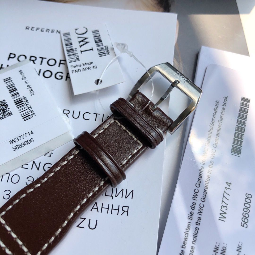 视频评测、稀缺原单❗最新大全套，万国小王子  IWC万国表飞行员系列IW377714腕表(小王子) / WG350