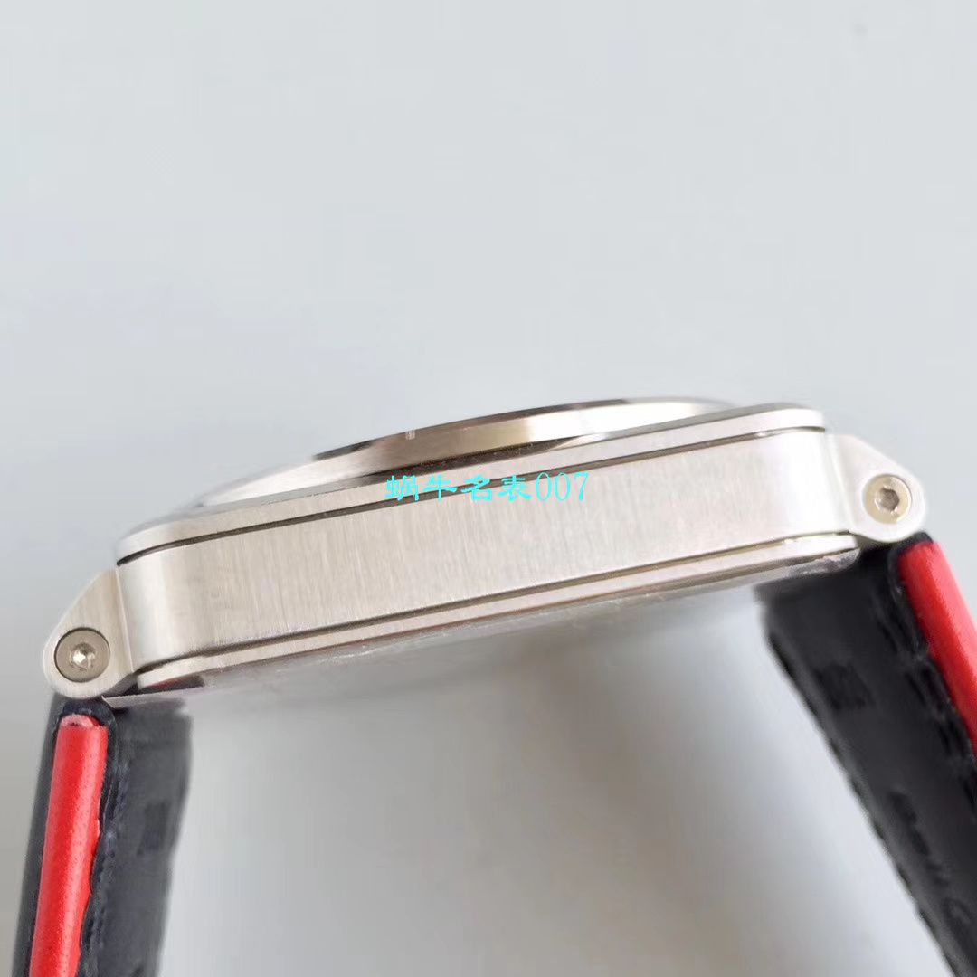   BR厂Bell & Ross  柏莱士INSTRUMENTS系列BR 03-92 AEROGT腕表 / BR0392AEROGT