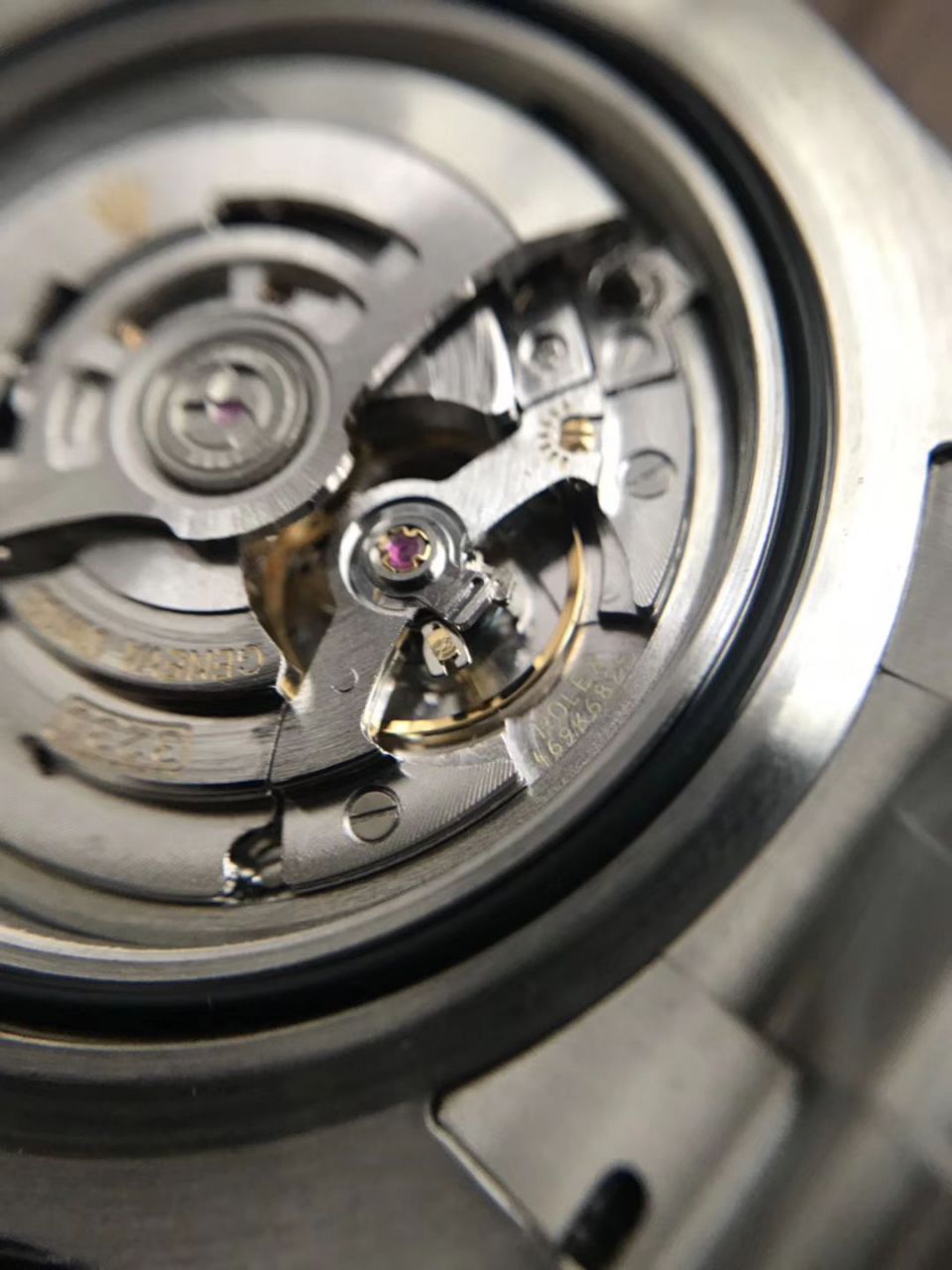 视频评测N厂最新升级版43毫米单红鬼王  劳力士海使型m126600-0001腕表 / R269