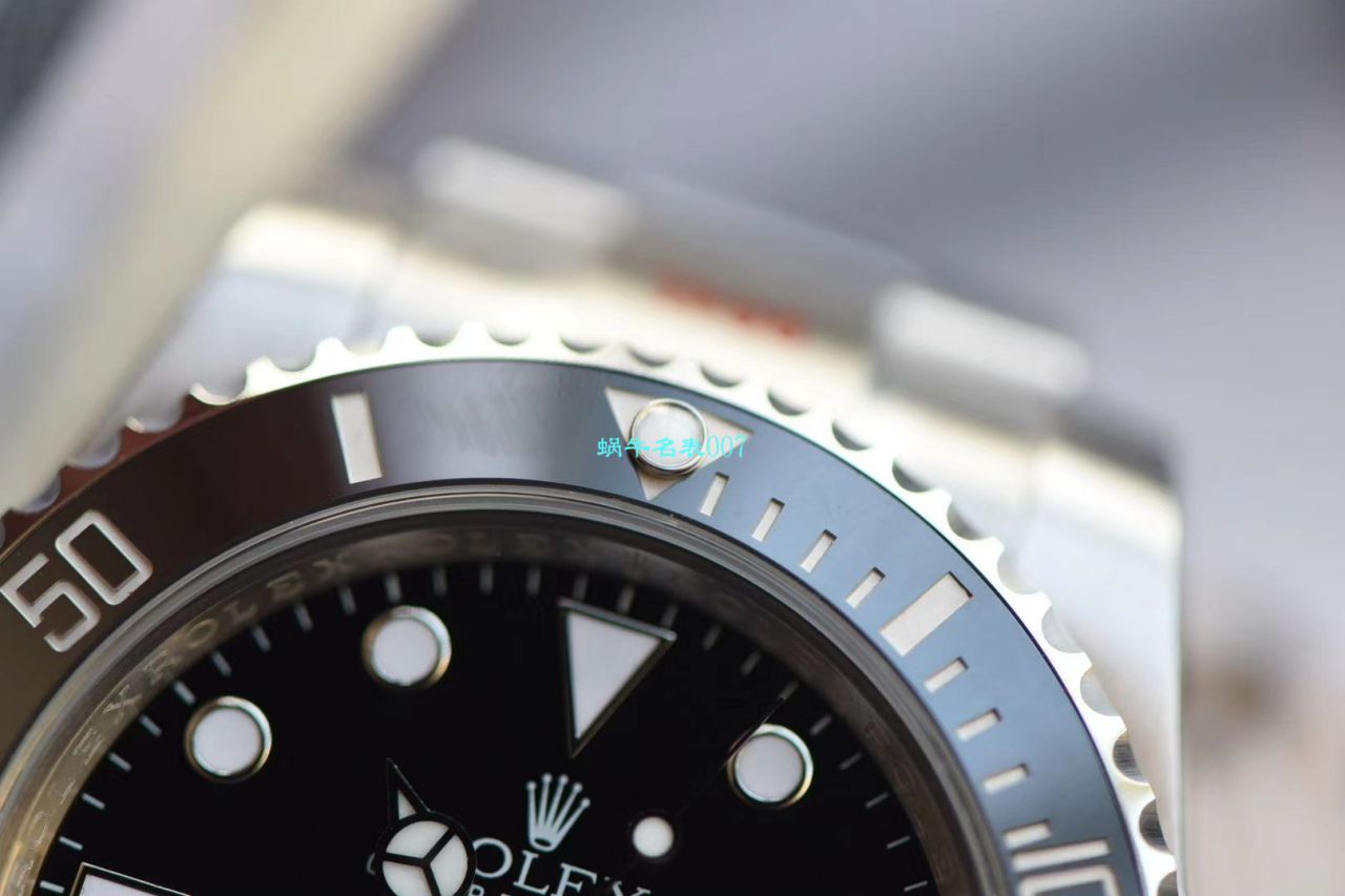   N厂V10最高版本表无日历黑水鬼  劳力士潜航者型114060-97200 黑盘腕表 / R270