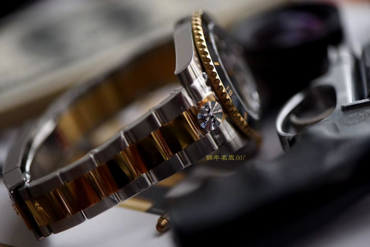   AR厂官网V3版本  劳力士潜航者型系列116613LB-97203，116613-LN-97203间金蓝黑腕表 / R258