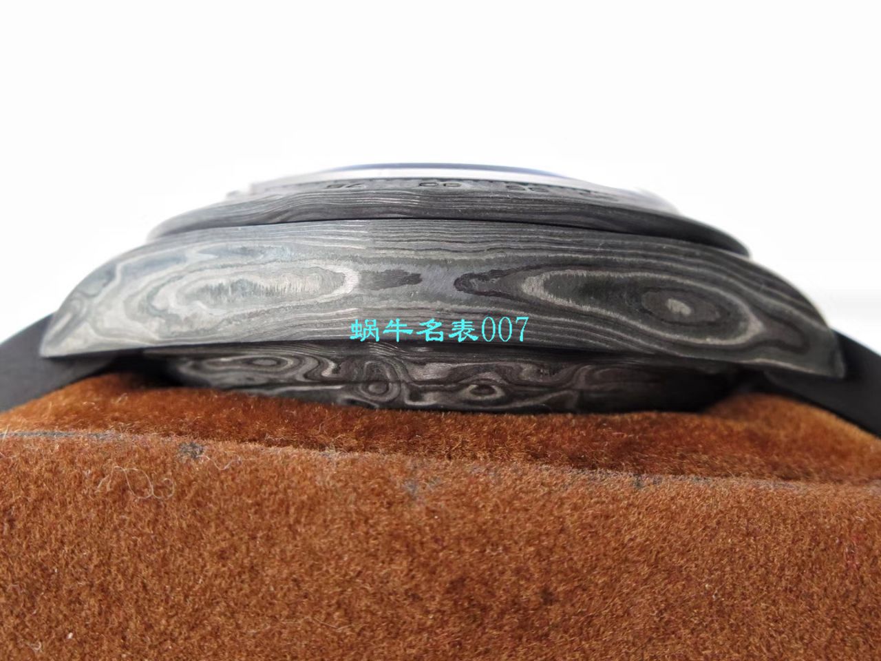   TW厂劳力士  劳力士ROLEX宇宙计时迪通拿系列之全碳纤维海外定制版 / R367