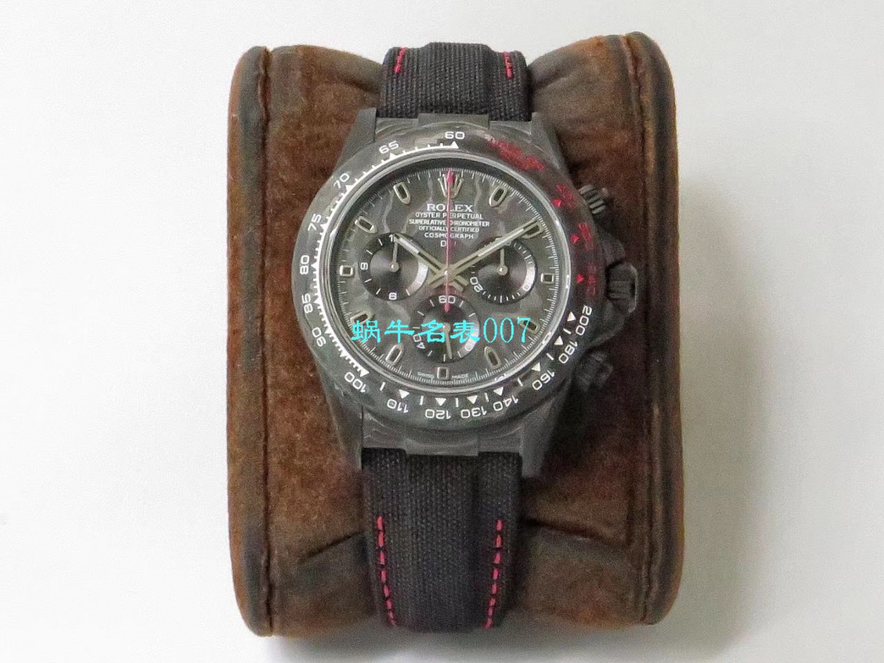   TW厂劳力士  劳力士ROLEX宇宙计时迪通拿系列之全碳纤维海外定制版 / R367