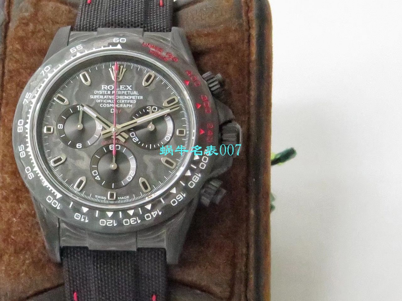   TW厂劳力士  劳力士ROLEX宇宙计时迪通拿系列之全碳纤维海外定制版 / R367