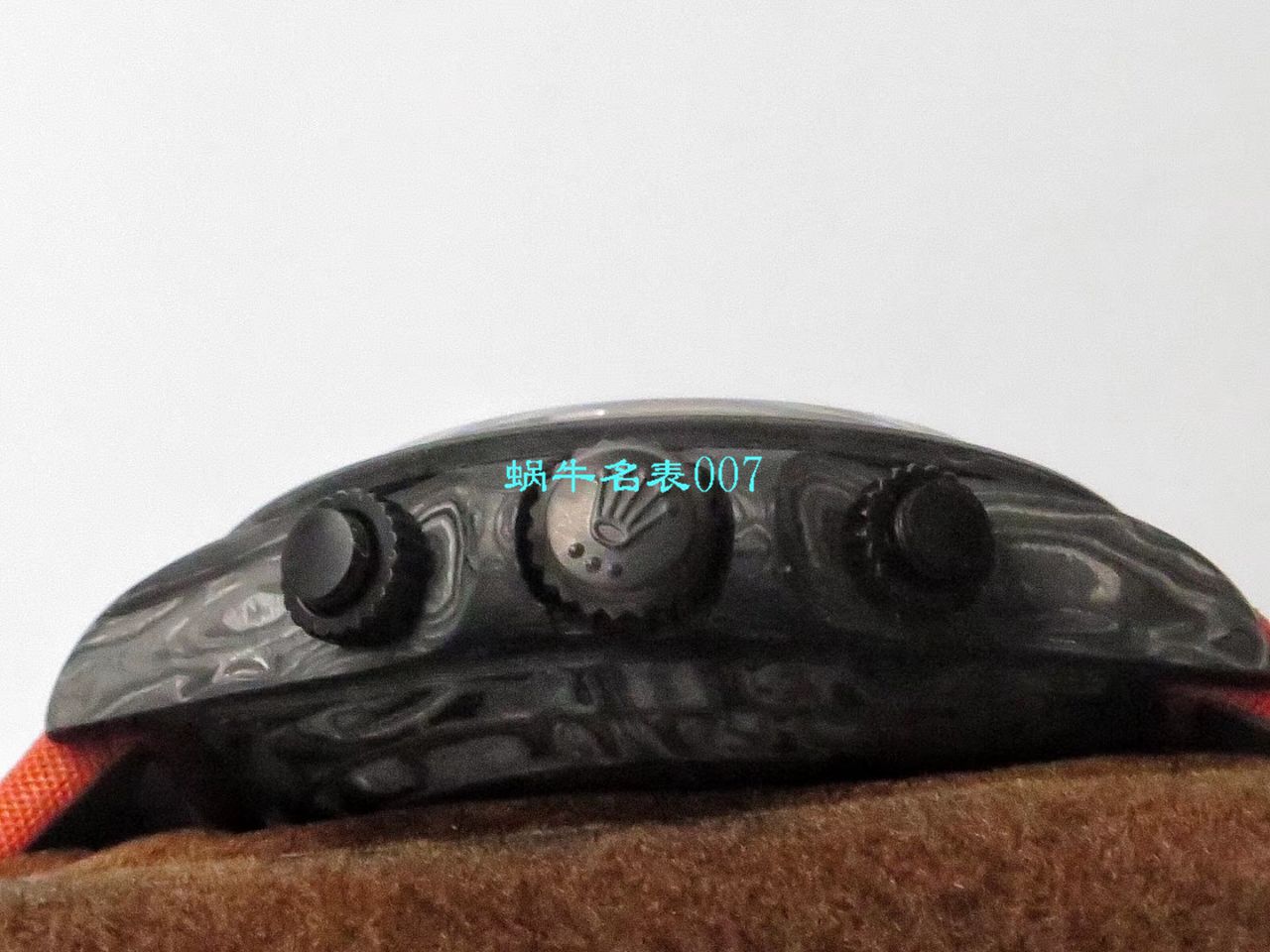   TW厂劳力士  劳力士ROLEX宇宙计时迪通拿系列之全碳纤维海外定制版 / R367