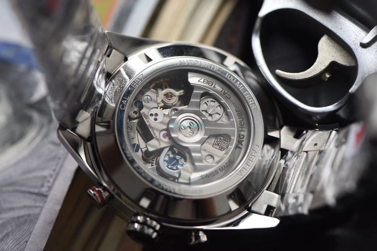   V6  泰格豪雅CALIBRE 16 星期日历自动计时码表系列CV2A10.BA0796、CV2A1S.FC6236腕表 / TG058