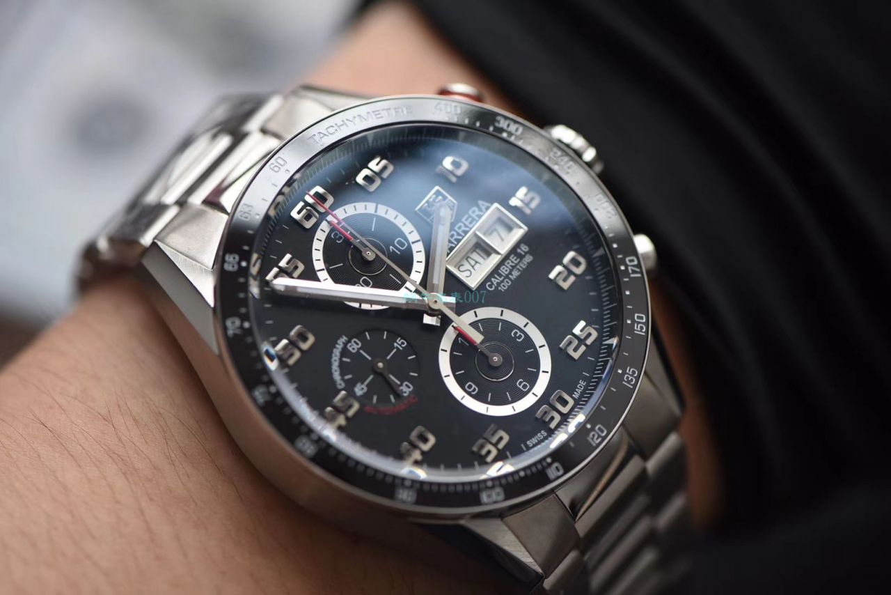   V6  泰格豪雅CALIBRE 16 星期日历自动计时码表系列CV2A10.BA0796、CV2A1S.FC6236腕表 / TG058