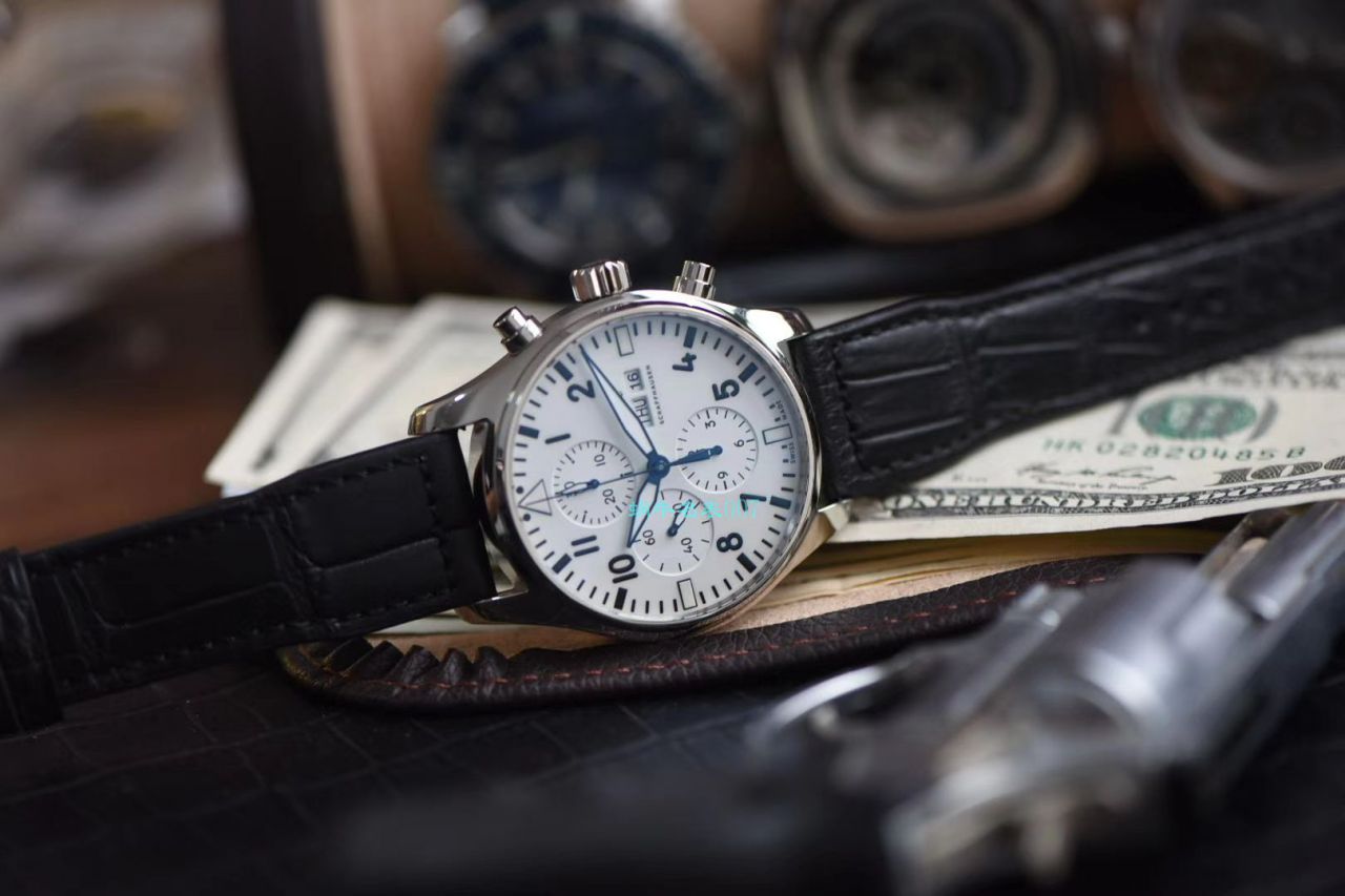 视频评测，稀缺原单  IWC万国表周年纪念系列IW377725腕表（白面150周年纪念版） / WG352