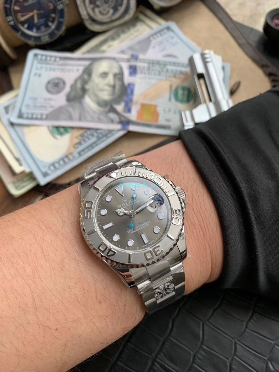   AR  劳力士游艇名仕型系列268622腕表中性37毫米男女 / R205