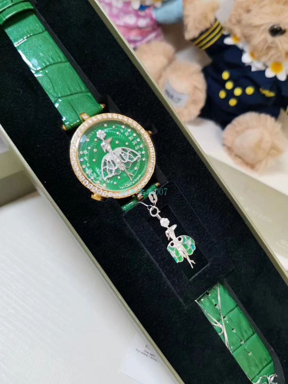 5G厂梵克雅宝诗意复杂功能系列VCARO8PM00女士腕表 / VCA07