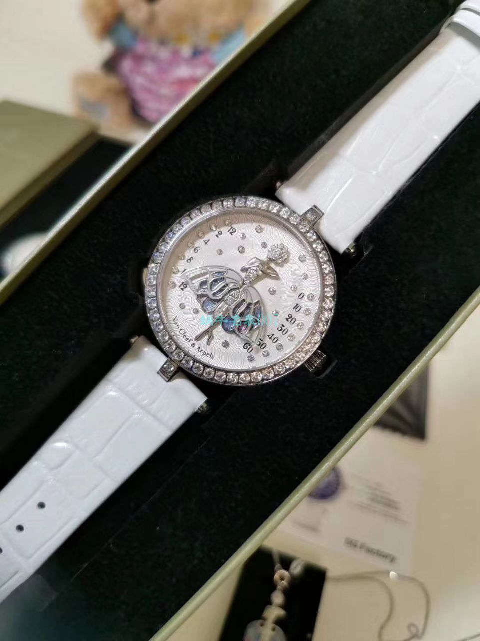 5G厂梵克雅宝诗意复杂功能系列VCARO8PM00女士腕表 / VCA07