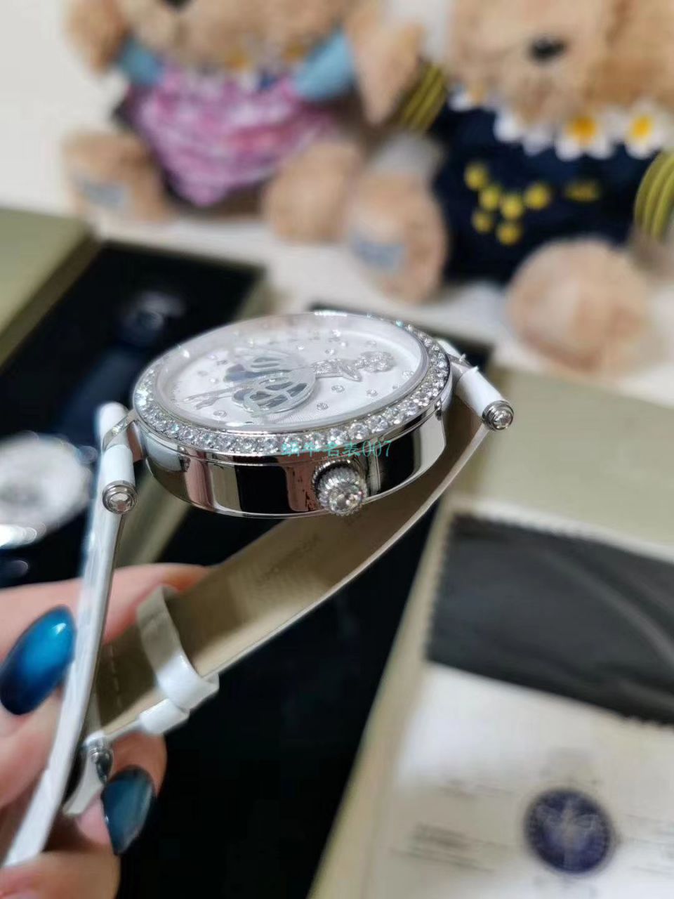 5G厂梵克雅宝诗意复杂功能系列VCARO8PM00女士腕表 / VCA07