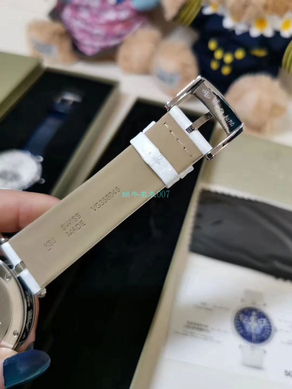 5G厂梵克雅宝诗意复杂功能系列VCARO8PM00女士腕表 / VCA07