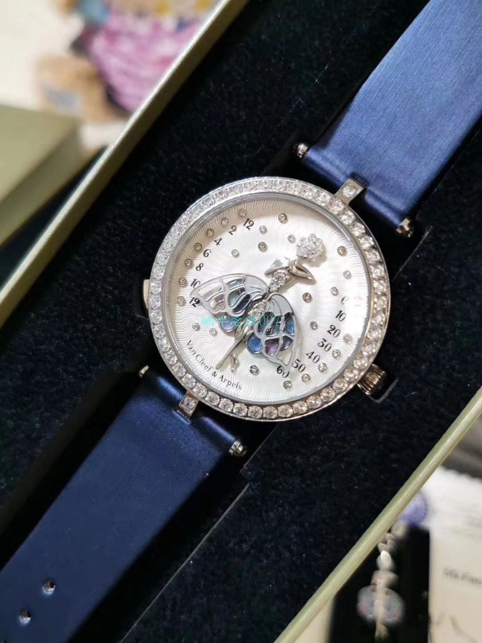   5G厂Van Cleef & Arpels女表舞动天使  梵克雅宝诗意复杂功能系列VCARO4F200腕表 / VCA06