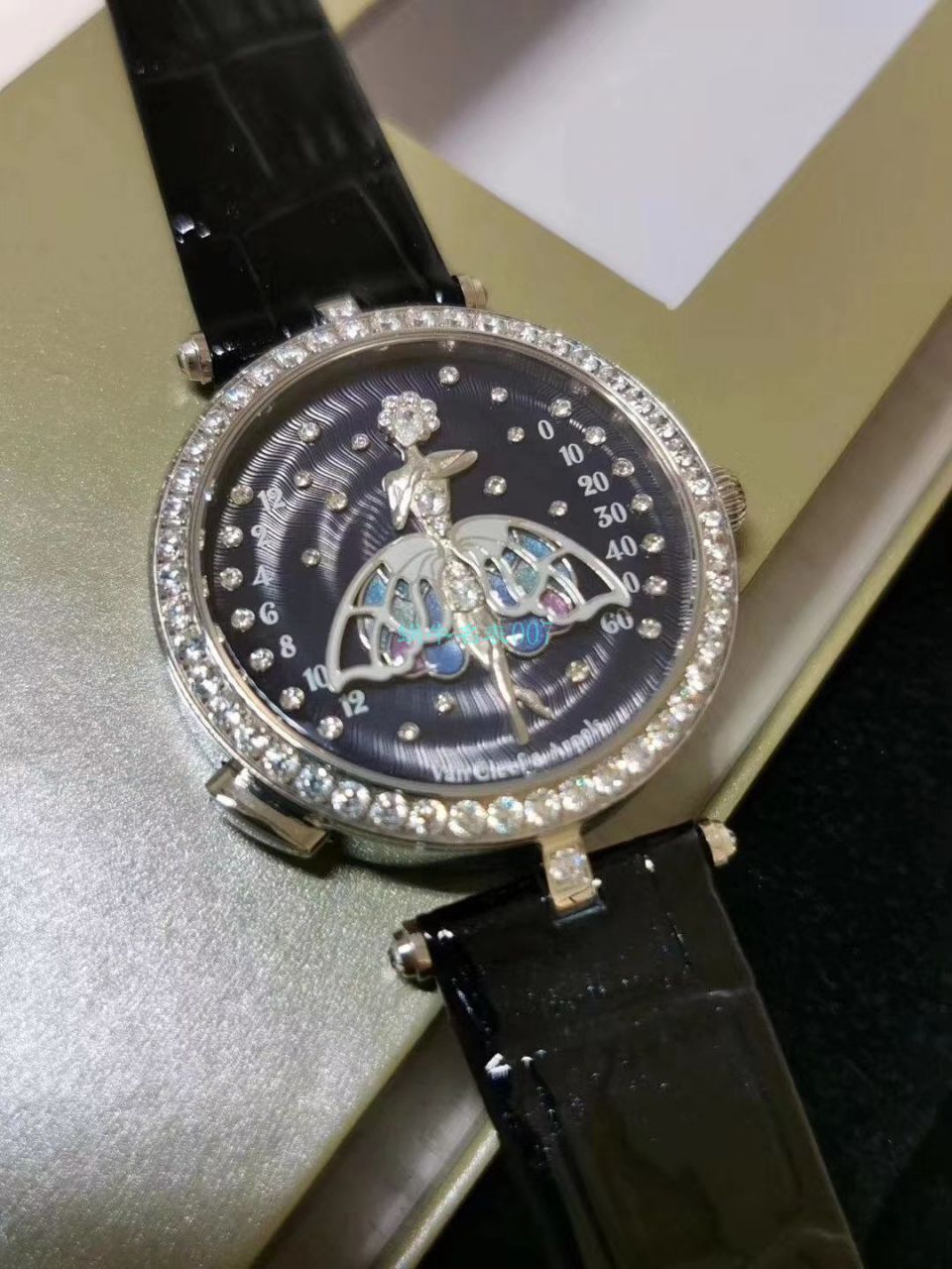 5G厂梵克雅宝诗意复杂功能系列VCARO8PM00女士腕表 / VCA07