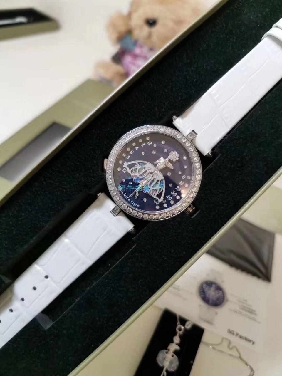   5G厂Van Cleef & Arpels女表舞动天使  梵克雅宝诗意复杂功能系列VCARO4F200腕表 / VCA06