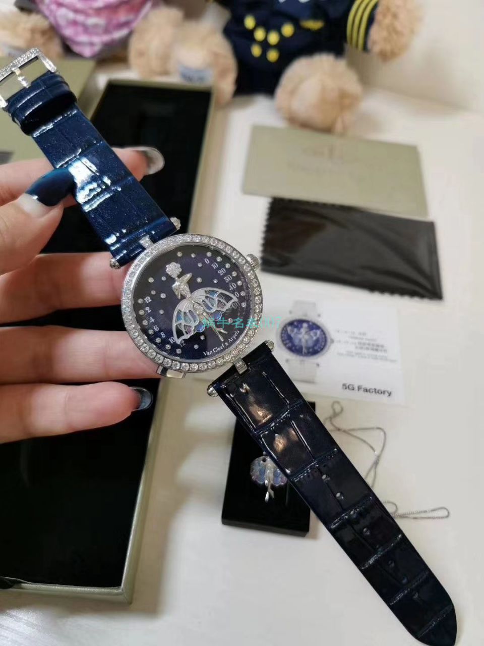   5G厂Van Cleef & Arpels女表舞动天使  梵克雅宝诗意复杂功能系列VCARO4F200腕表 / VCA06