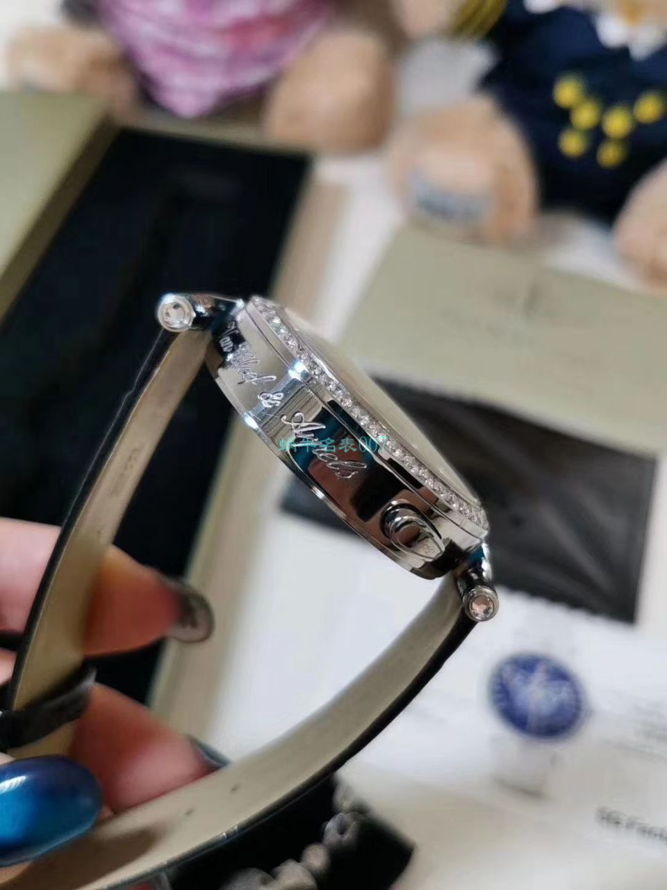   5G厂Van Cleef & Arpels女表舞动天使  梵克雅宝诗意复杂功能系列VCARO4F200腕表 / VCA06