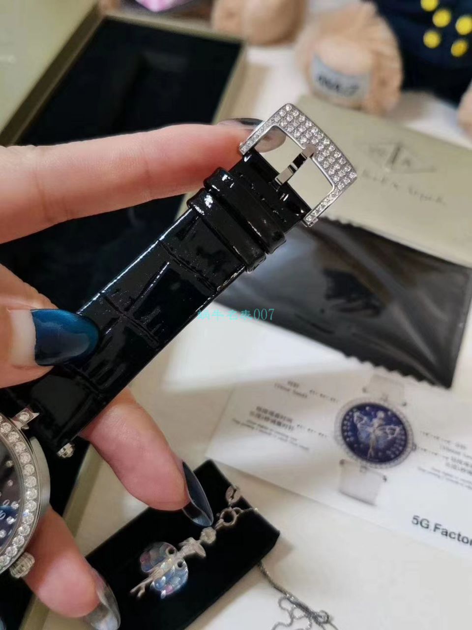   5G厂Van Cleef & Arpels女表舞动天使  梵克雅宝诗意复杂功能系列VCARO4F200腕表 / VCA06