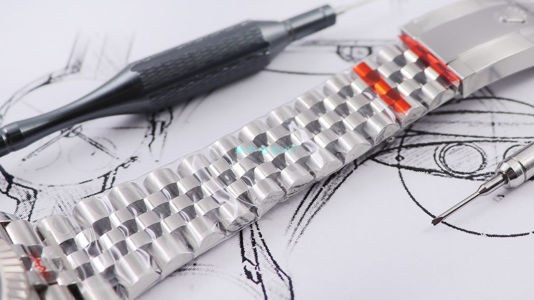 RE厂劳力士日志型系列m126334-0022绿萝腕表 / R607