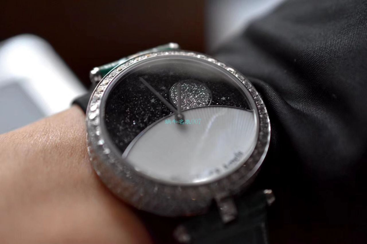 梵克雅宝女装诗意复杂功能系列VCARN25800腕表 / VCA09