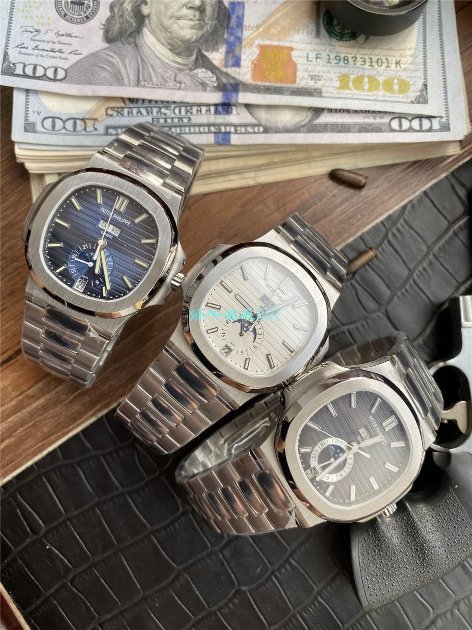 评测V9厂真月相百达翡丽鹦鹉螺5726/1A-010腕表 / BD310