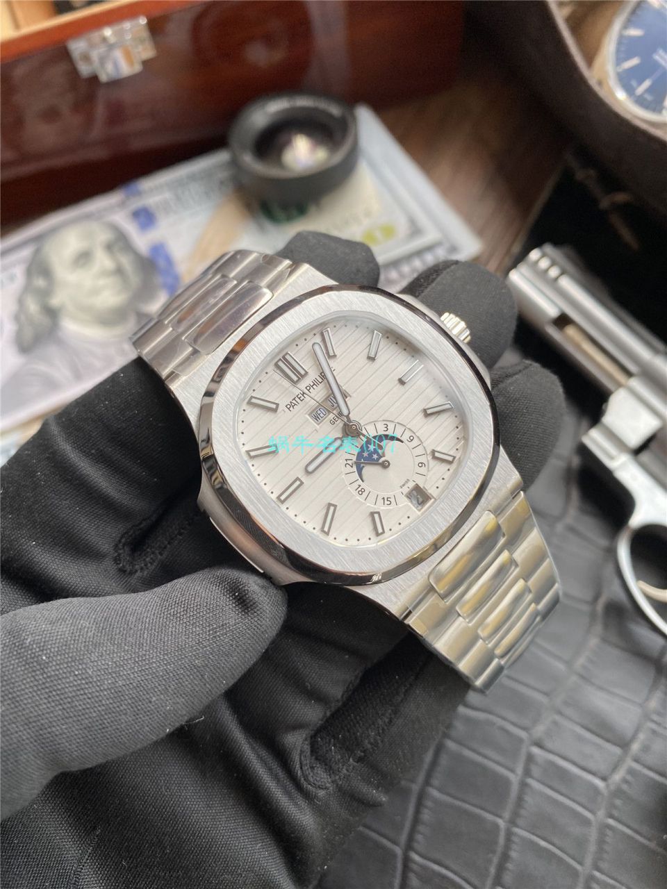 评测V9厂真月相百达翡丽鹦鹉螺5726/1A-010腕表 / BD310