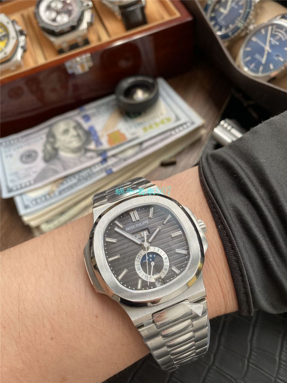 评测V9厂真月相百达翡丽鹦鹉螺5726/1A-010腕表 / BD310