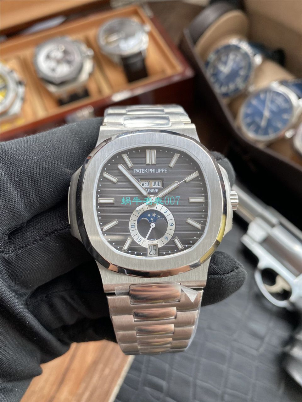 评测V9厂真月相百达翡丽鹦鹉螺5726/1A-010腕表 / BD310