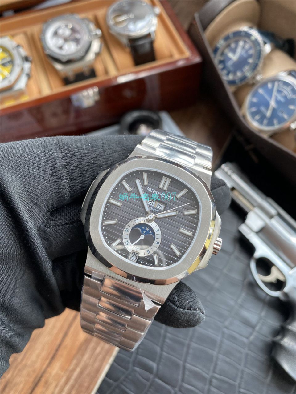 评测V9厂真月相百达翡丽鹦鹉螺5726/1A-010腕表 / BD310