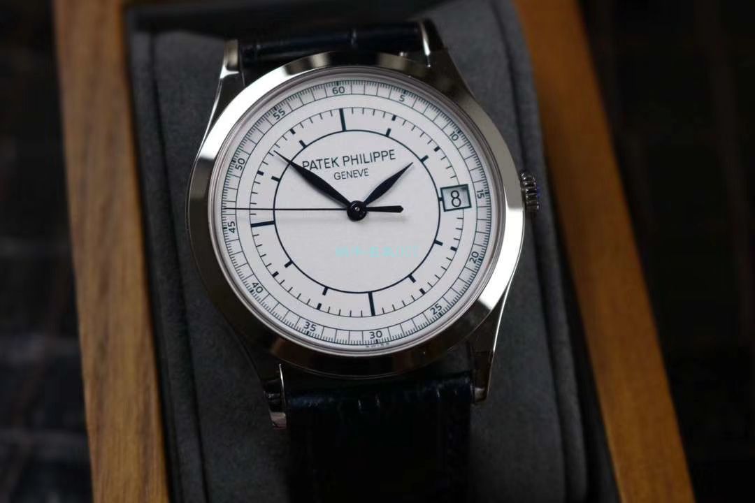   ZF  百达翡丽古典表系列5296G-001 白金腕表 / BD236