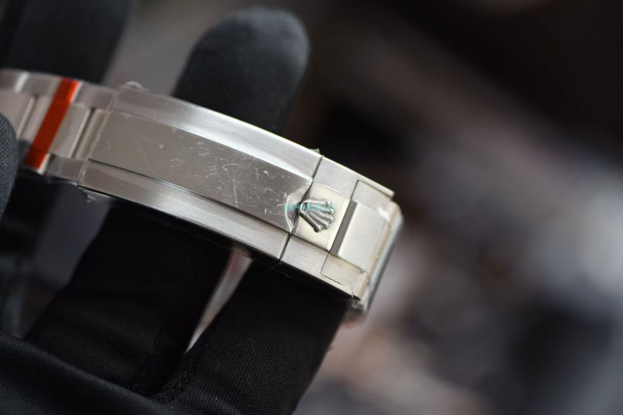 GM厂劳力士罗志祥同款后钻蓝钻鬼 / R618