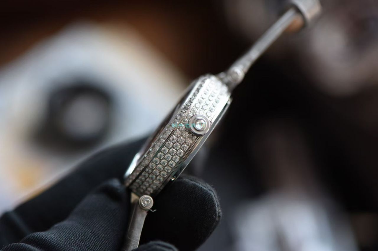 V&A厂女士手表梵克雅宝诗意复杂功能系列VCARN25800腕表 / VA10