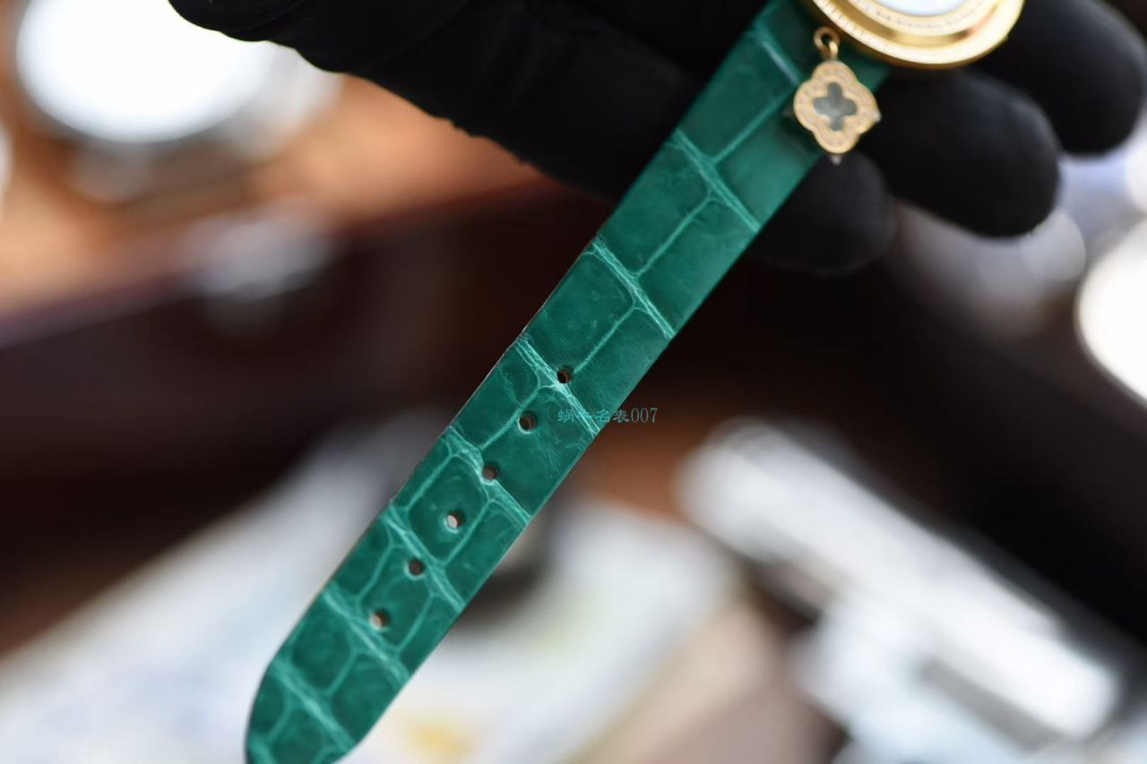 视频评测BV厂女士手表梵克雅宝CHARMS四叶草VCARO8NR00腕表 / VA011