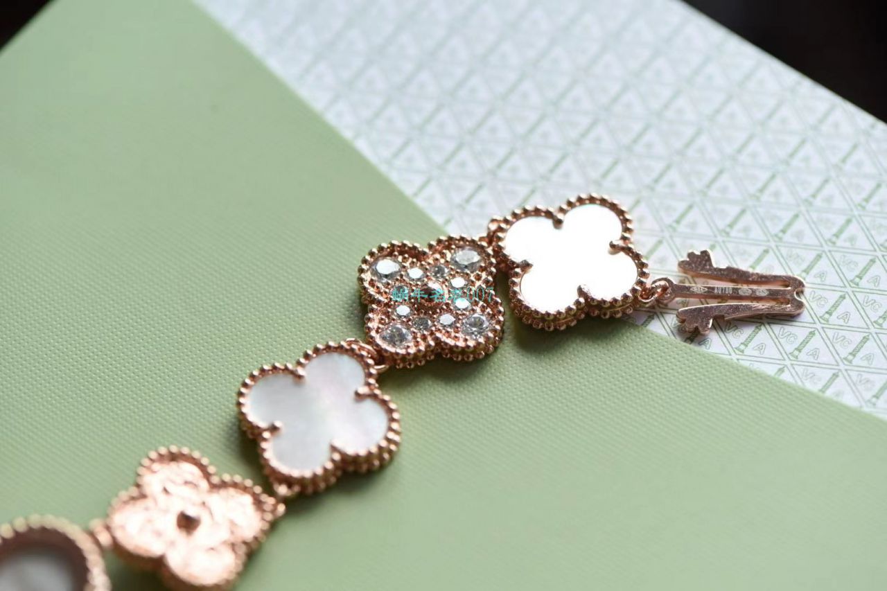 V&A厂梵克雅宝VCARO8WW00,VCARO8SG00女表 / VCA012