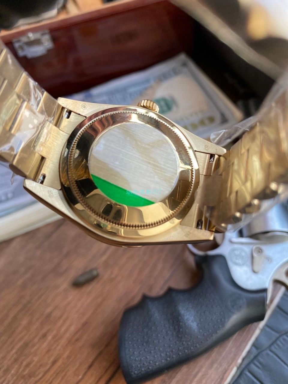 劳力士特别版极简星期日历型day-date无字天书腕表 / R691