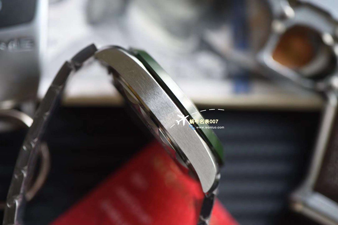 VS厂欧米茄海马150世界时绿面盘220.30.43.22.10.001腕表 / M786