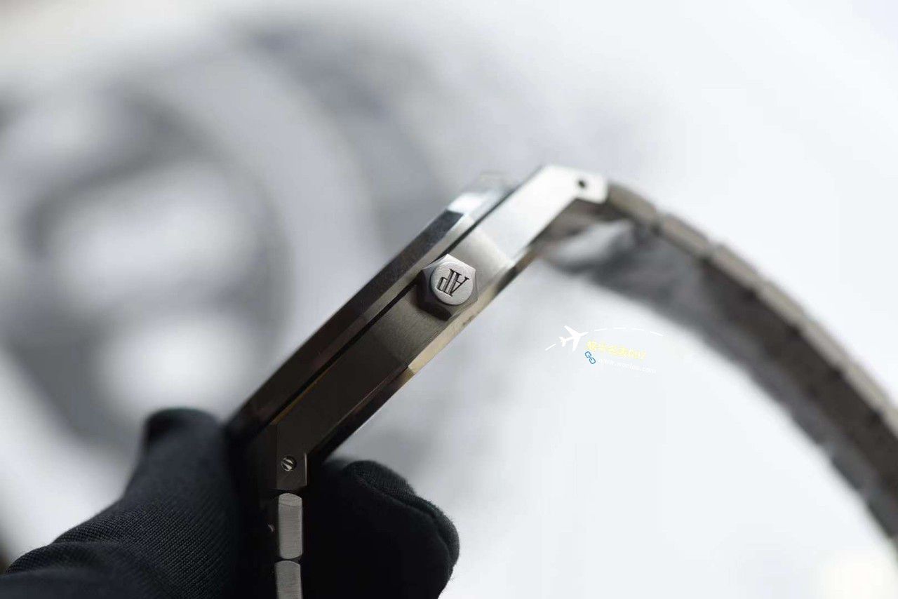 视频评测APS厂爱彼皇家橡树50周年15510ST.OO.1320ST.06腕表 / AP265