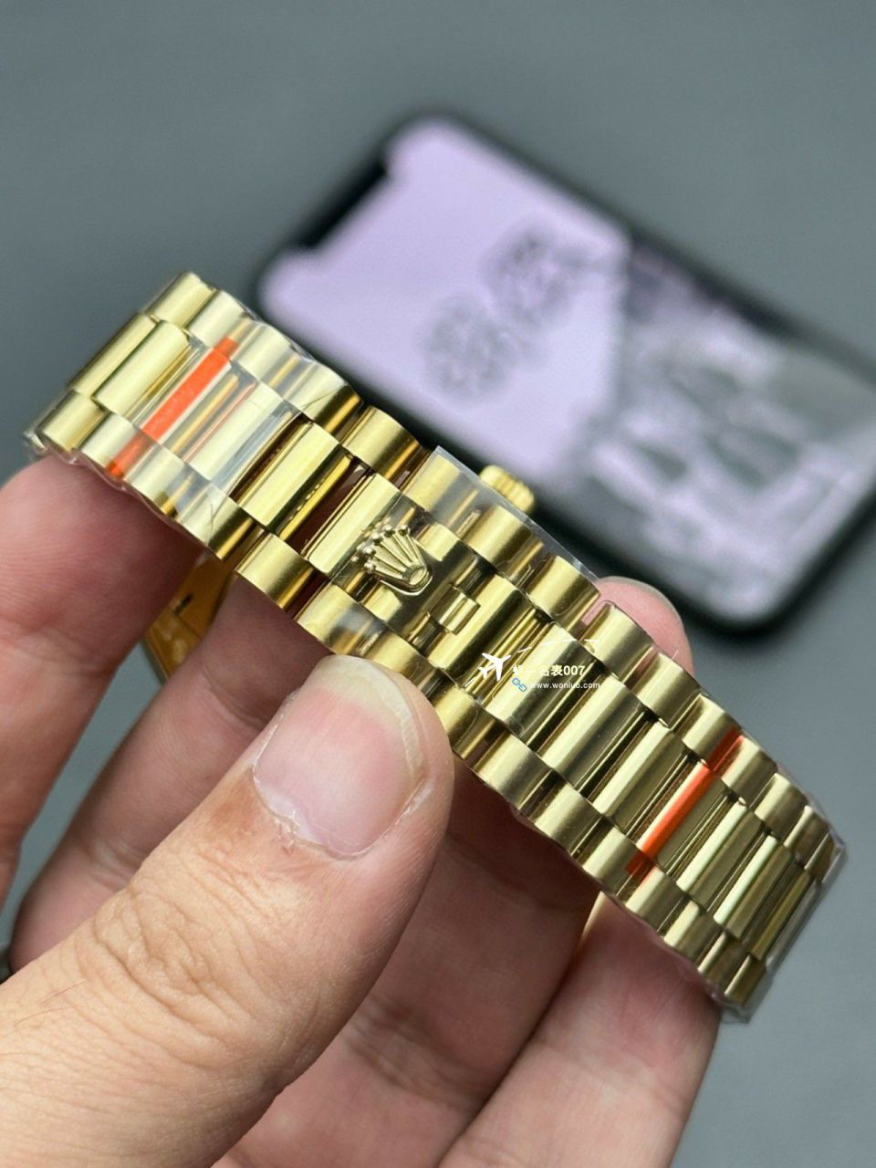 视频评测GM厂黑冰糖配重版劳力士星期日历型m228238-0004 / R806