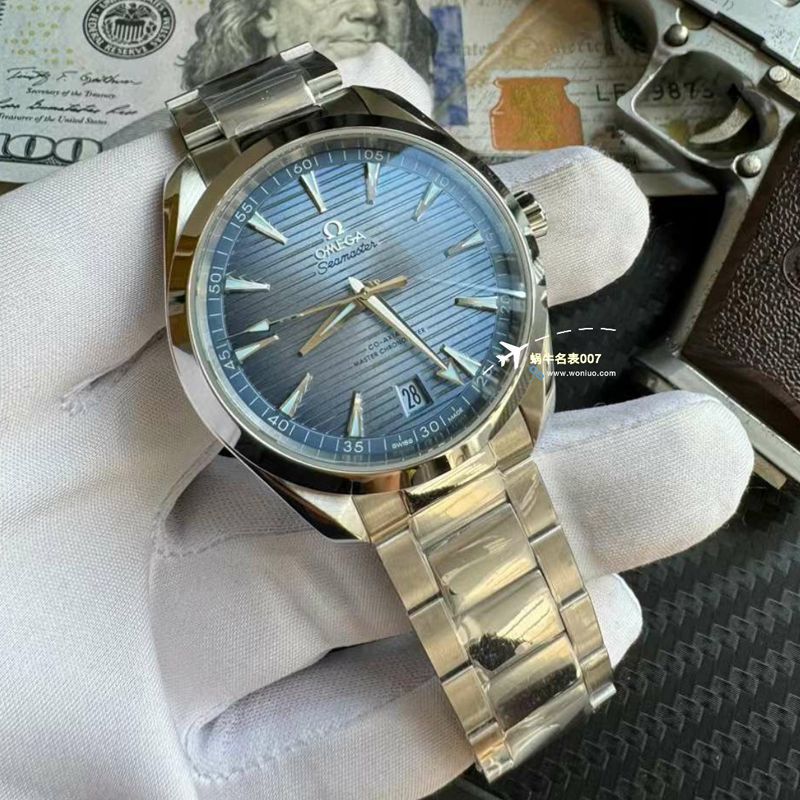 视频评测VS厂欧米茄海马冰蓝柚木220.10.41.21.03.005腕表