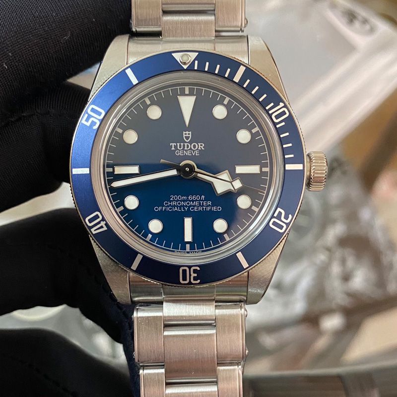 ZF 帝舵 39mm 小蓝花 M79230B