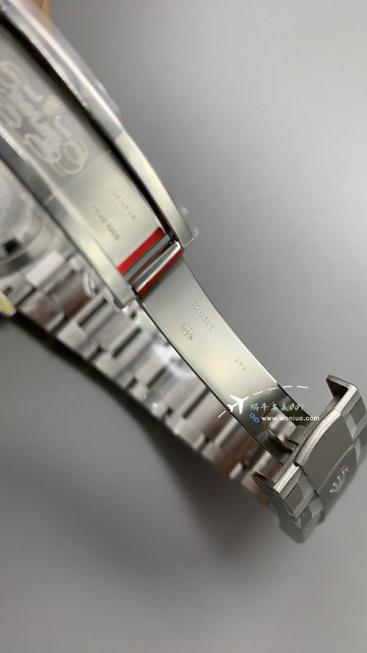 VS劳力士蚝式恒动41毫米m124300-0008气球泡泡手表 / R858