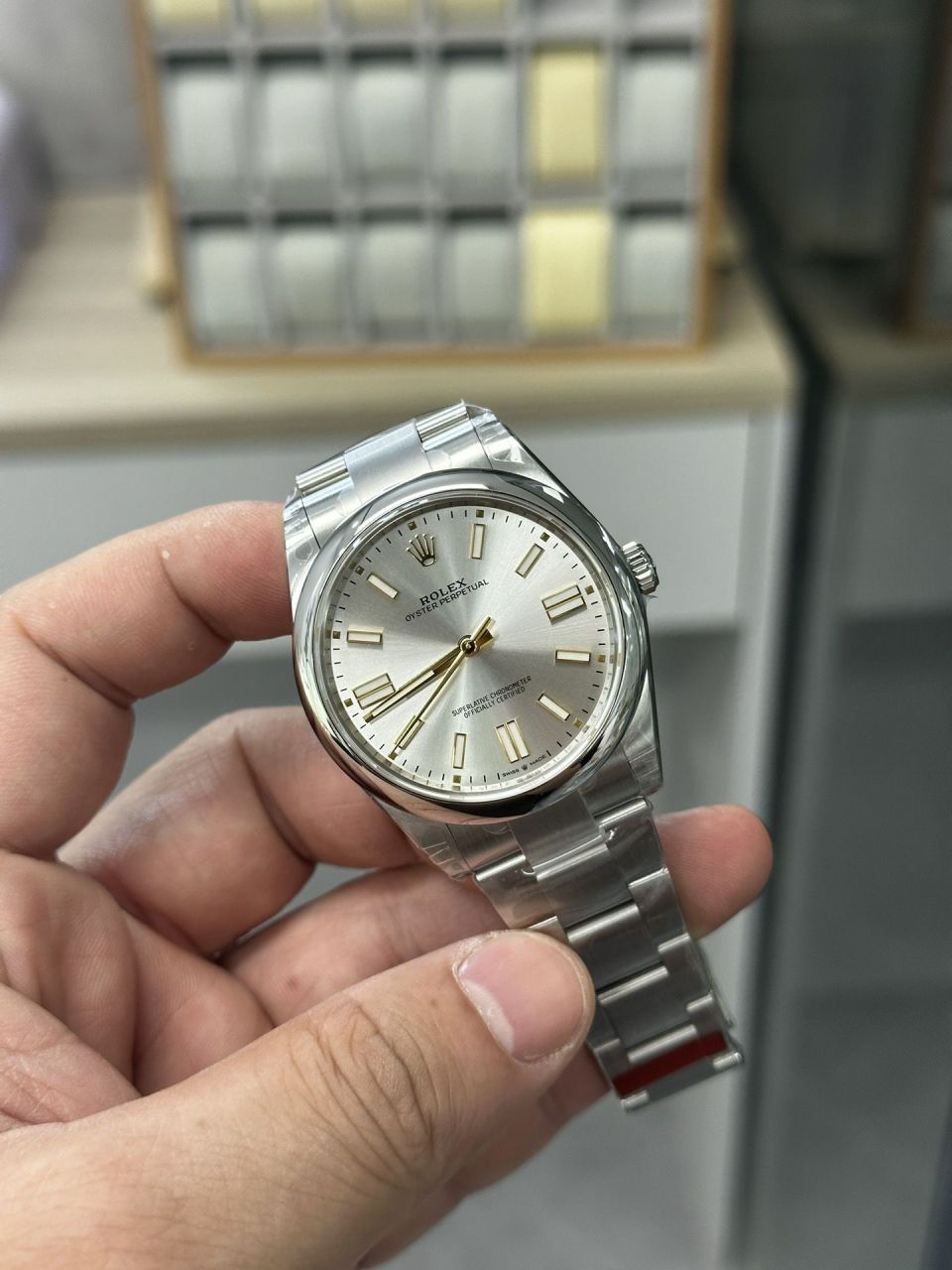 VS劳力士蚝式恒动41毫米m124300-0008气球泡泡手表 / R858