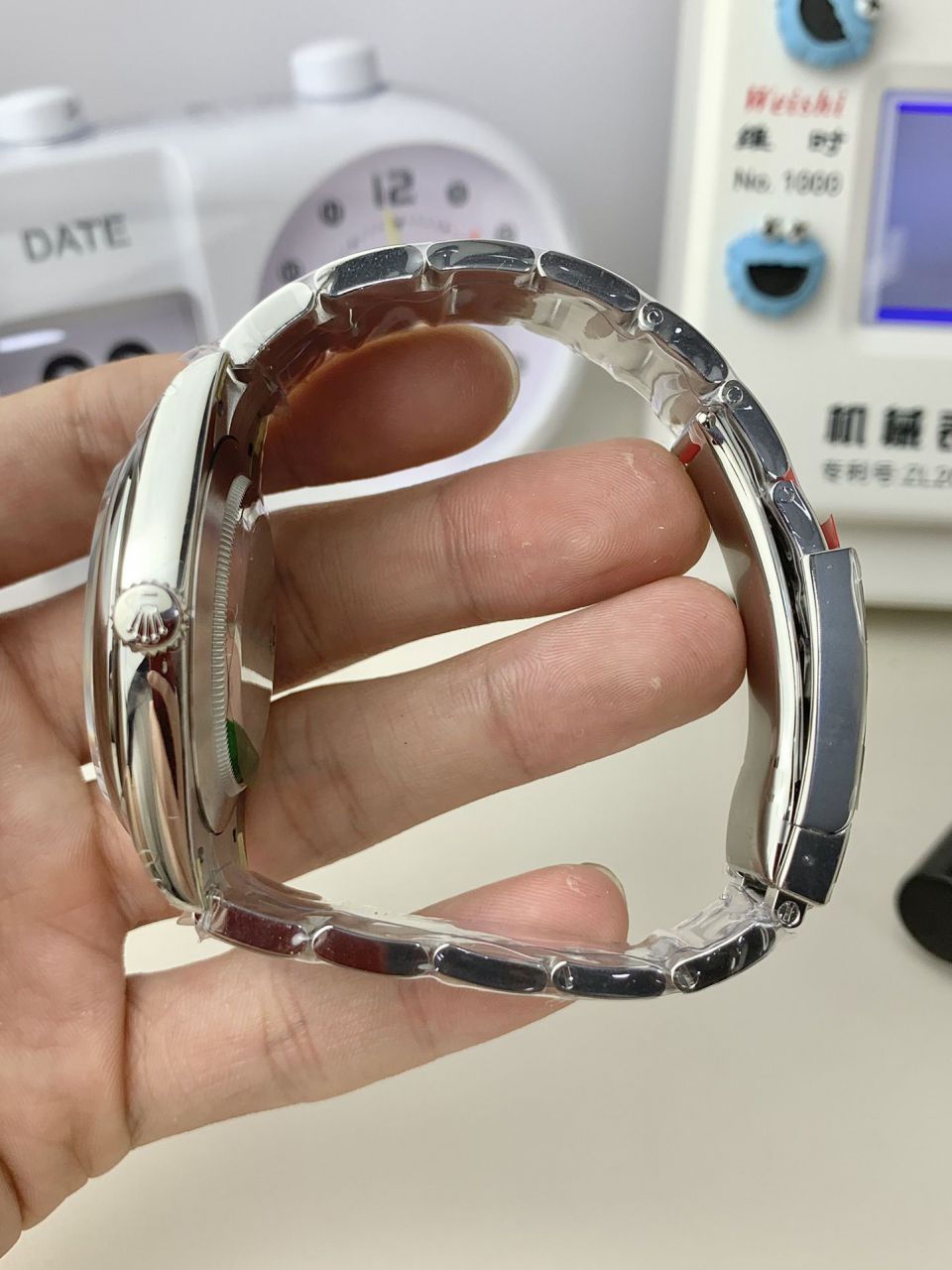 VS劳力士蚝式恒动m124300-0002腕表41毫米黑恒动 / R859